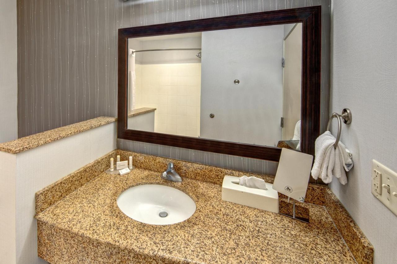 Готель Courtyard By Marriott Трой Екстер'єр фото